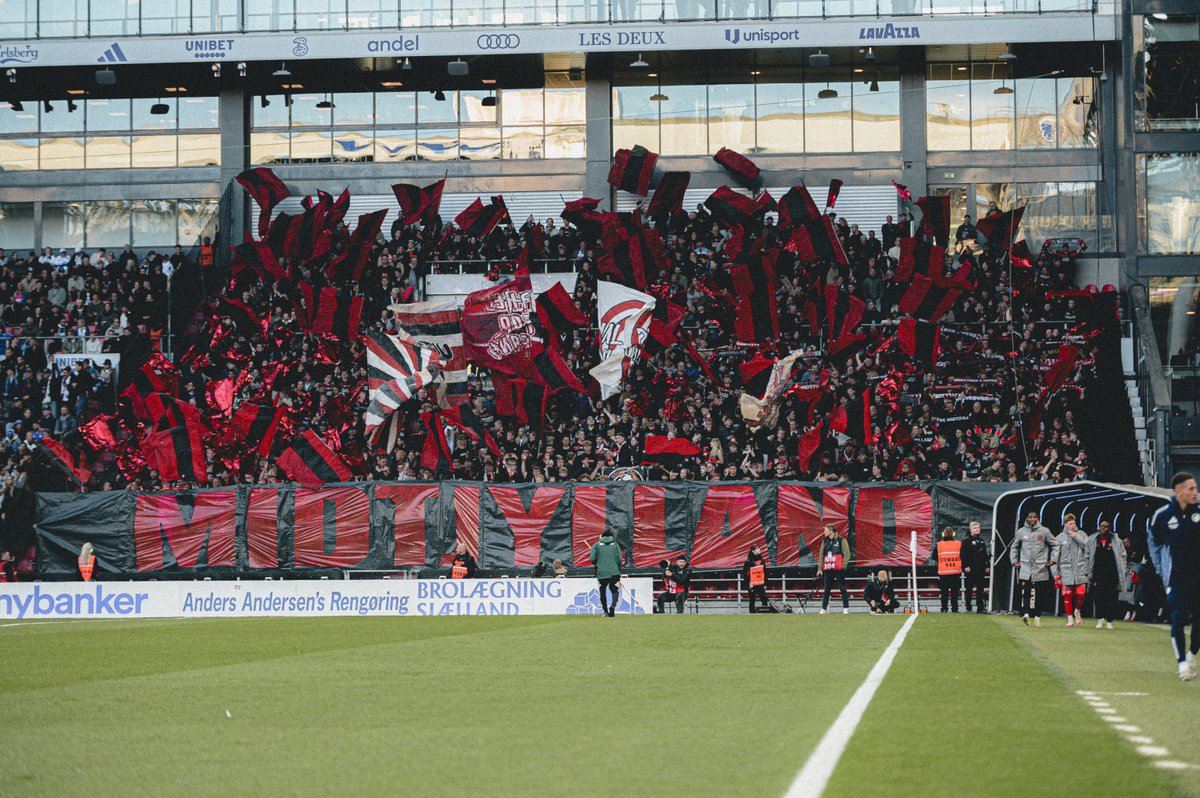 fcmidtjylland's tweet image. 🖤❤️

#FCKFCM