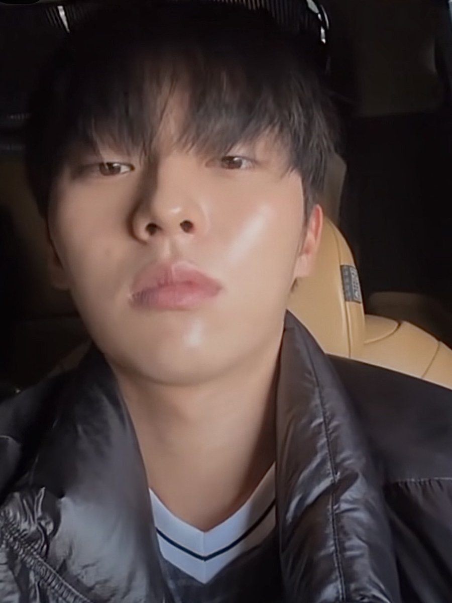 ೀ swi (@susiseong) on Twitter photo 