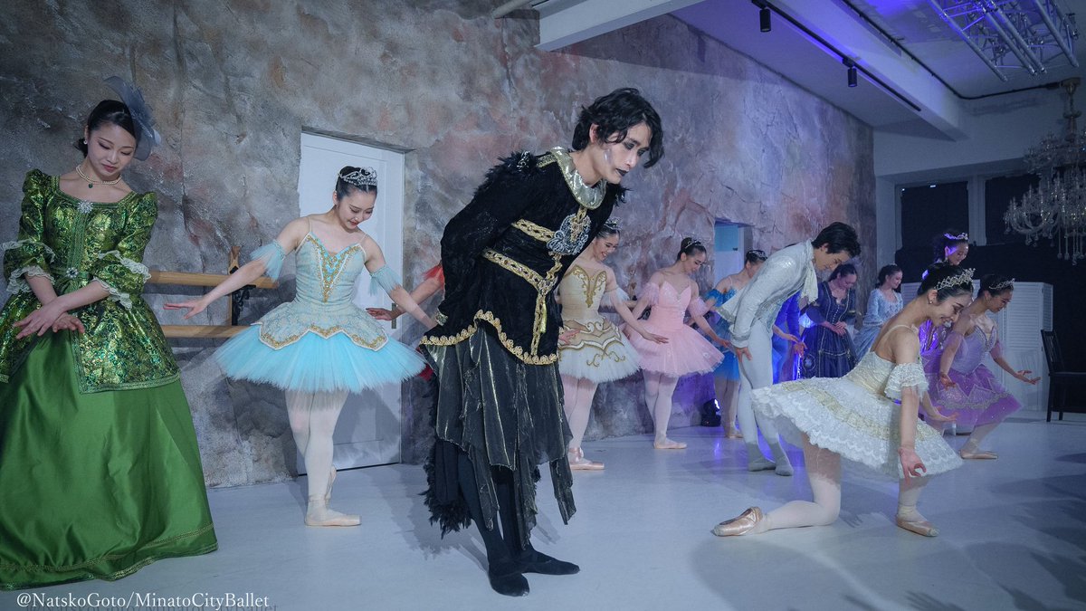 ã¿ãªãšã·ãã£ãã¬ãšå£_5/11ã¹ã¿ãžãªããã©ãŒãã³ã¹ (@mcb_ballet) on Twitter photo ã¹ã¿ãžãªããã©ãŒãã³ã¹
ç ããæ£®ã®çŸå¥³
ç¡äºçµæŒããŸãããæ¬æ¥ã¯äž¡å
¬æŒãšãæºå¡åŸ¡ç€ŒïŒå€§å
¥ããé æŽããŸããã
çæ§ãšçŽ æŽãããæéãå
±ã«ã§ããŸããããšæè¬ã§ãã
åŒãç¶ããã©ããå®ãããé¡ãããããŸãã
Photo <a href="/SajMcbStaff/">NatskoGotoð©°ãã¬ãšãå±ãã人</a> ã¹ã¿ãžãªããã©ãŒãã³ã¹
ç ããæ£®ã®çŸå¥³
ç¡äºçµæŒããŸãããæ¬æ¥ã¯äž¡å
¬æŒãšãæºå¡åŸ¡ç€ŒïŒå€§å
¥ããé æŽããŸããã
çæ§ãšçŽ æŽãããæéãå
±ã«ã§ããŸããããšæè¬ã§ãã
åŒãç¶ããã©ããå®ãããé¡ãããããŸãã
Photo <a href="/SajMcbStaff/">NatskoGotoð©°ãã¬ãšãå±ãã人</a>