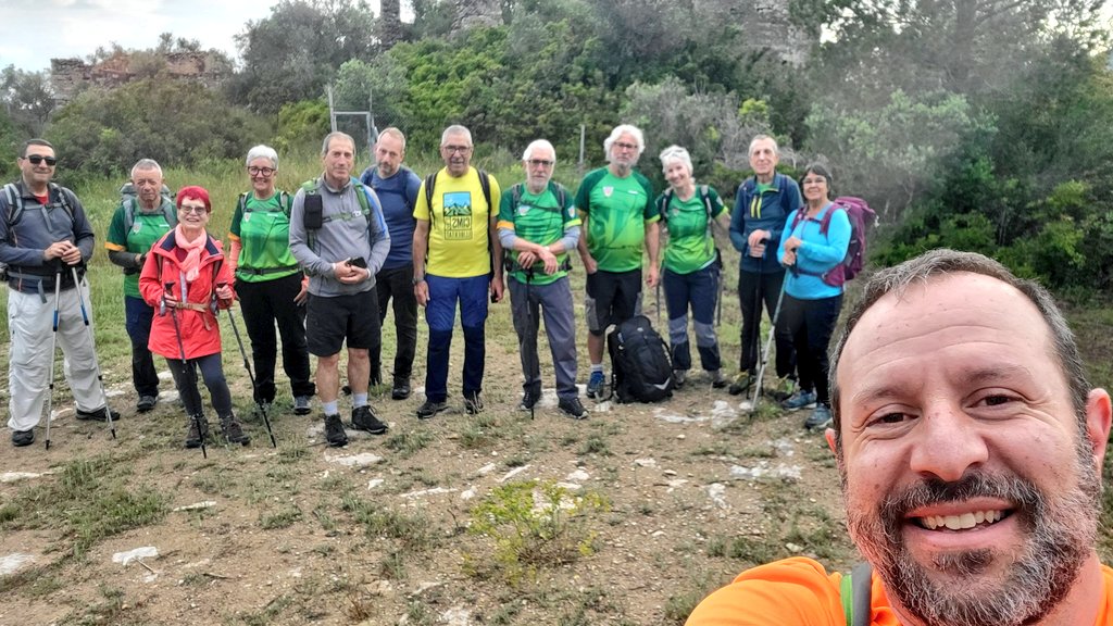 AEC_Reus's tweet image. Excursió per territori de reconquesta: el Montmell. Puig de les Forques, Sant Miquel, Sant Marc, Juncosa de Montmell.

Totes les fotos👇🏼photos.app.goo.gl/tptS3CB9Zc1QD5…
#AECReus #EsportVerd #ElBaixCampituaPeu