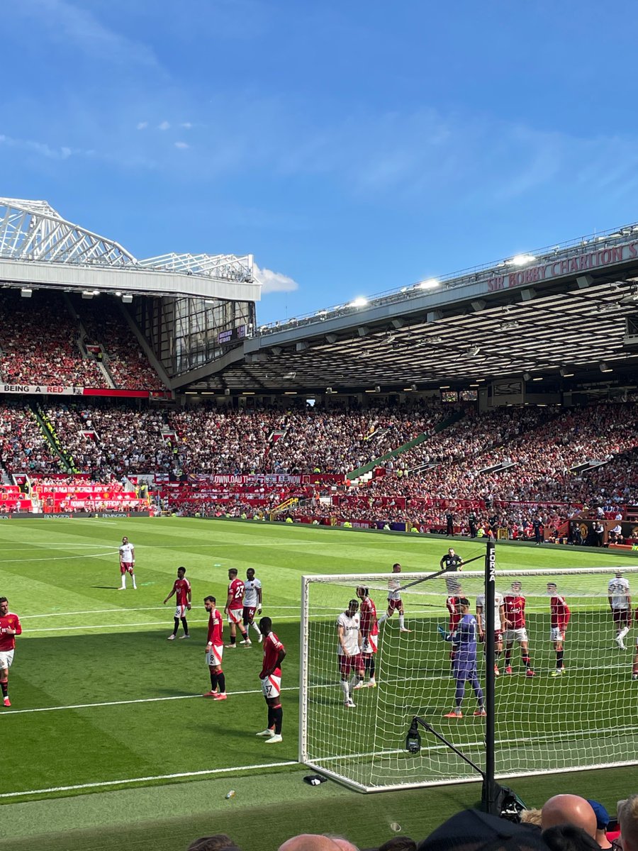 It’s like we’re a completely different team in the league v Europa. Absolute trek of a trip from Notts for a game that stale. Oh well follow follow follow BECAUSE UNITED ARE GOING TO BILBAO 🔴⚪️⚫️