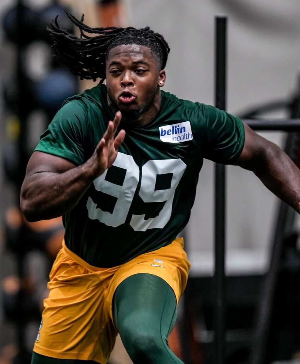 justinwells2424's tweet photo. Horns in the NFL. 🤘 https://t.co/J09MNZ4Wc9