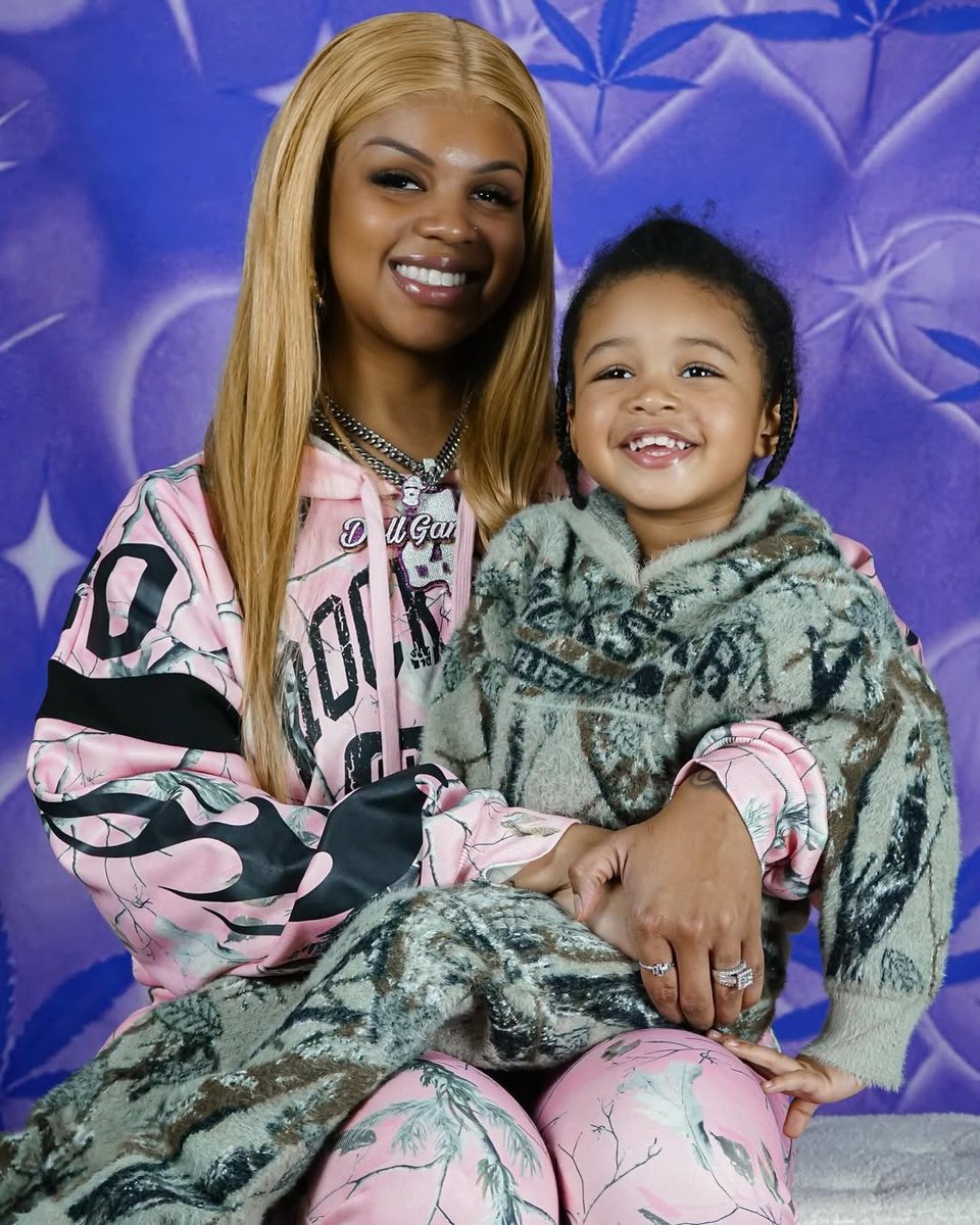 Happy Mothers Day to all the Rockstar moms we love all of yall for takin care of us and making sure we always had what we needed growin up 🥰