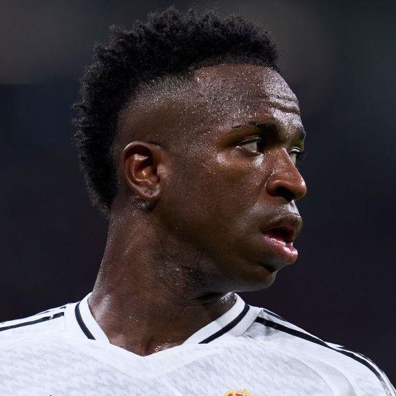 يلا يابنالشىرموطة مش عايز اشوف وش امك في النادي تاني