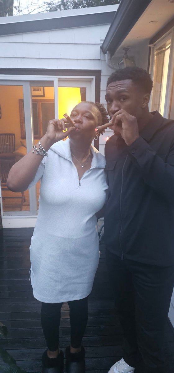 DMull85's tweet image. Happy Mother's Day @MullingsCalicia
#DraftDayshenanigans
@kalelmullings