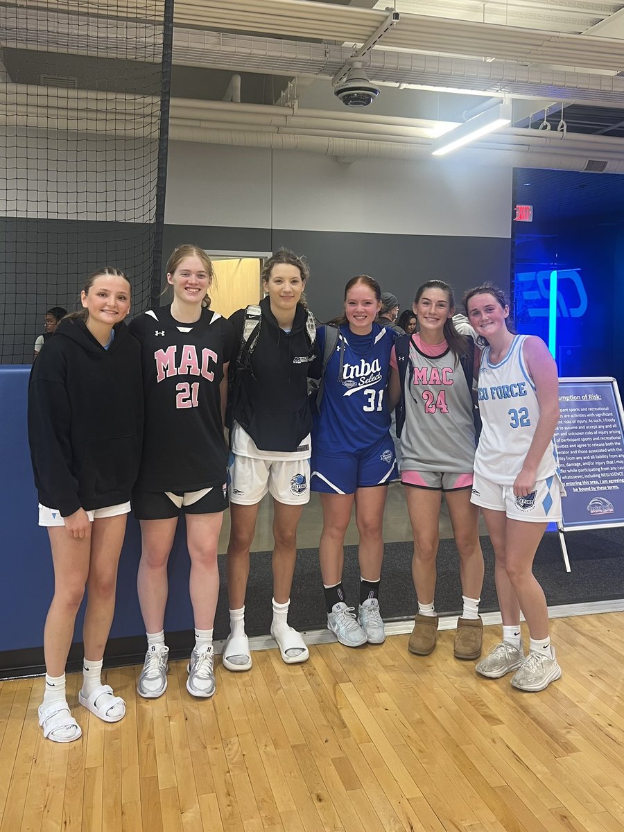 The Shoregals were well represented in the final 4 of the Coasted Classic this morning!