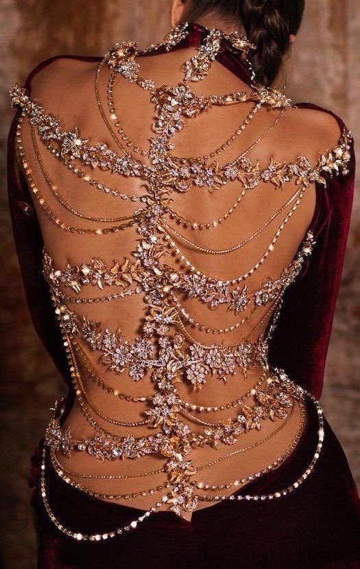 this be the type of stuff valyrians wore in old valyria