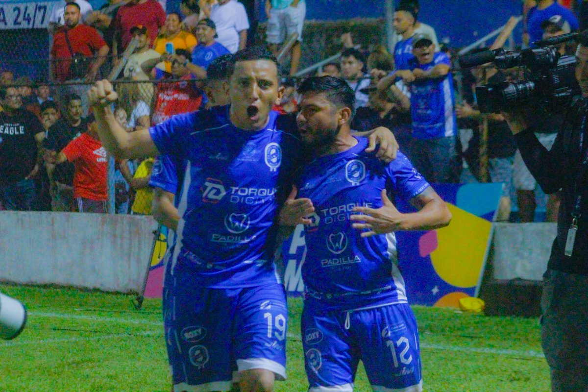 CDFuerteSF's tweet photo. Guerreros azules  ⚔️⚔️🗡🗡 📸🔵⚪️

#ComandosAzules #FuerteSanFrancisco https://t.co/1d0aVGAWY3