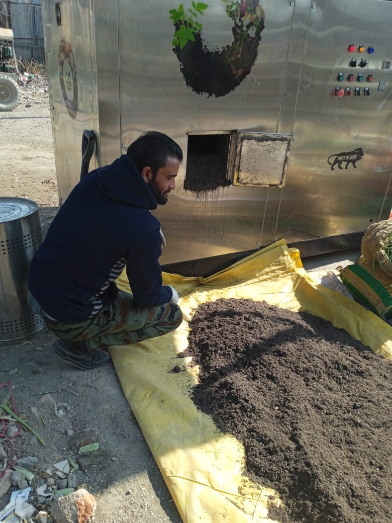 mission_sbm's tweet photo. This #NationalTechnologyDay, we celebrate the power of innovation in transforming sanitation in J&K. Let’s embrace smart solutions for waste management, water conservation & hygiene to ensure a sustainable and Swachh future! #SBMG #Tech4Sanitation #CleanJK
@diprjk https://t.co/tP3K594yJX