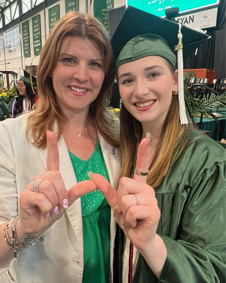 Happy Mother's Day to all the Titan moms out there! 💚 

Pictured: Laura Laumer '00 and Addison Laumer '25 at Addison's recent graduation