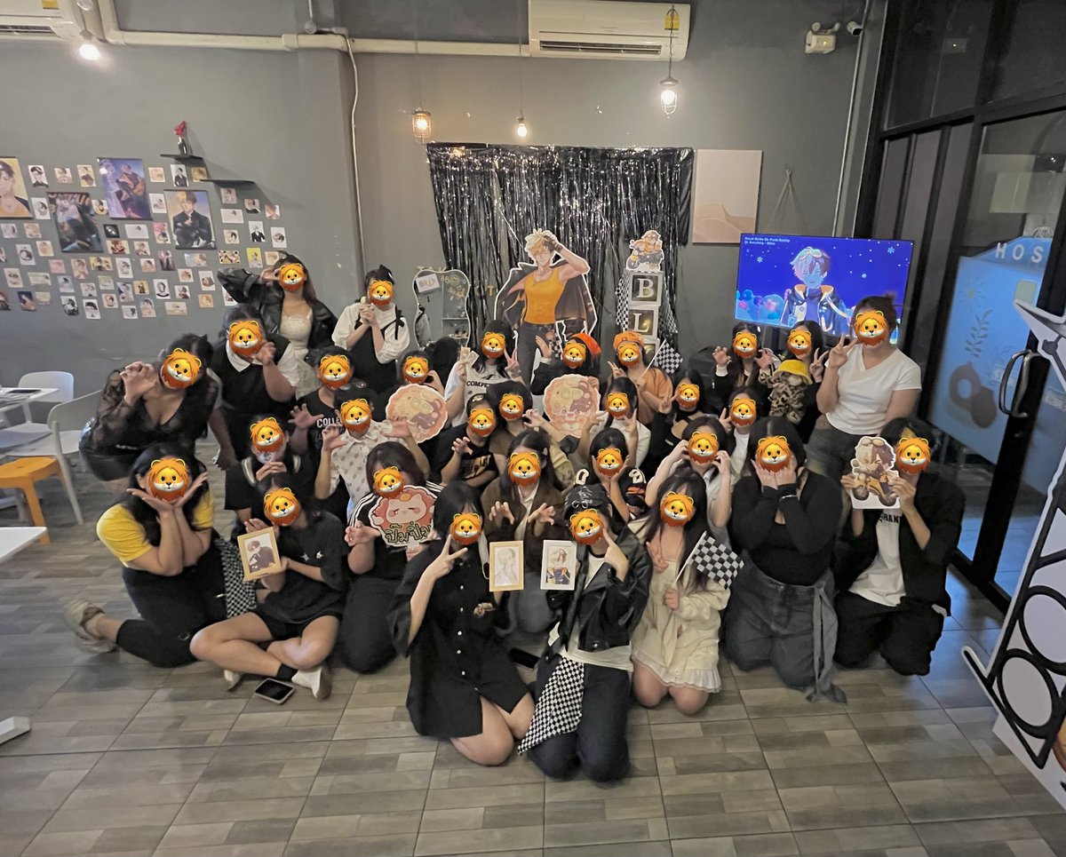 Blythe Baby Paws Café tweet media