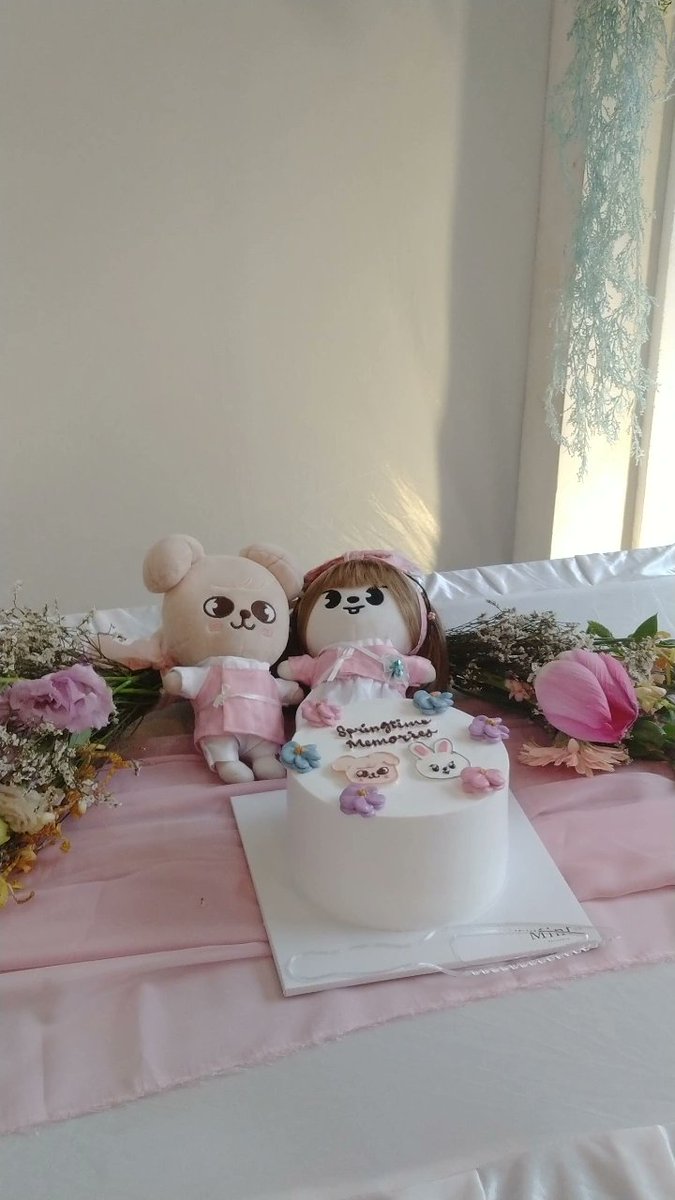 miniverinoo's tweet photo. cafe event pertama aku yang sangat berkesan๐ฅบ๐ซฐ๐ป
@2mineventINA #Springtimewith2Min #MINcintaimusampaiMINinggal https://t.co/SM0LbPKNB5