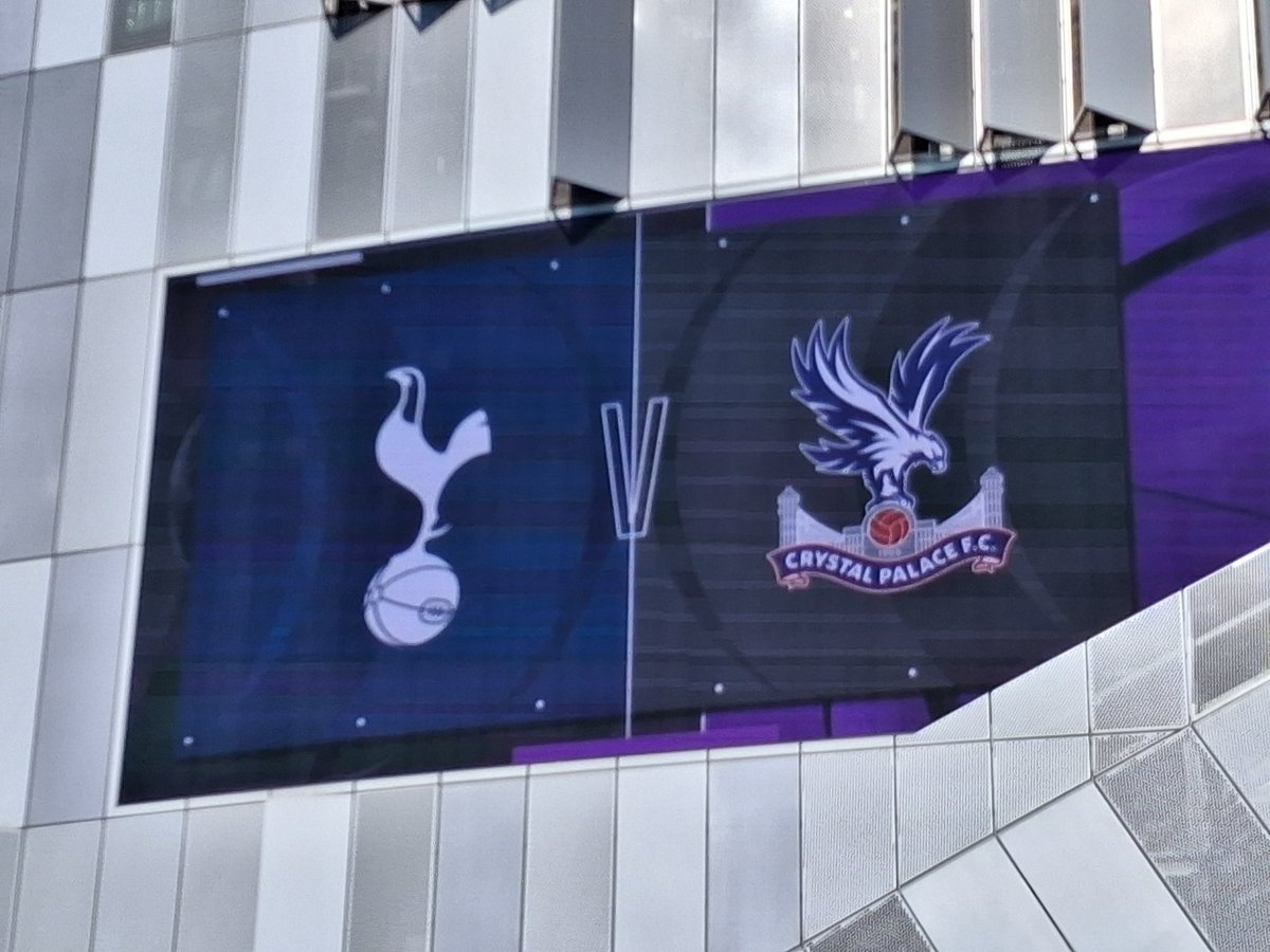 JohnVince20's tweet image. Hot &amp;amp; sweaty, I am not her ladyship, but another great day on road with #CPFCFamily 
#cpfc