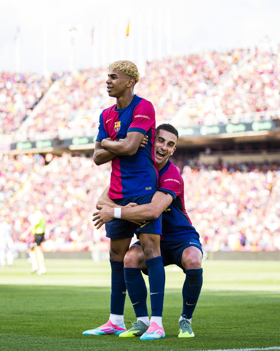 FCBarcelona_es's tweet image. Buenas tardes 😘