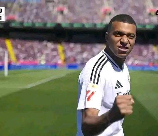 رسميا 🚨 :

احتساب هاتريك مبابي في ميزان حسناته 🙏