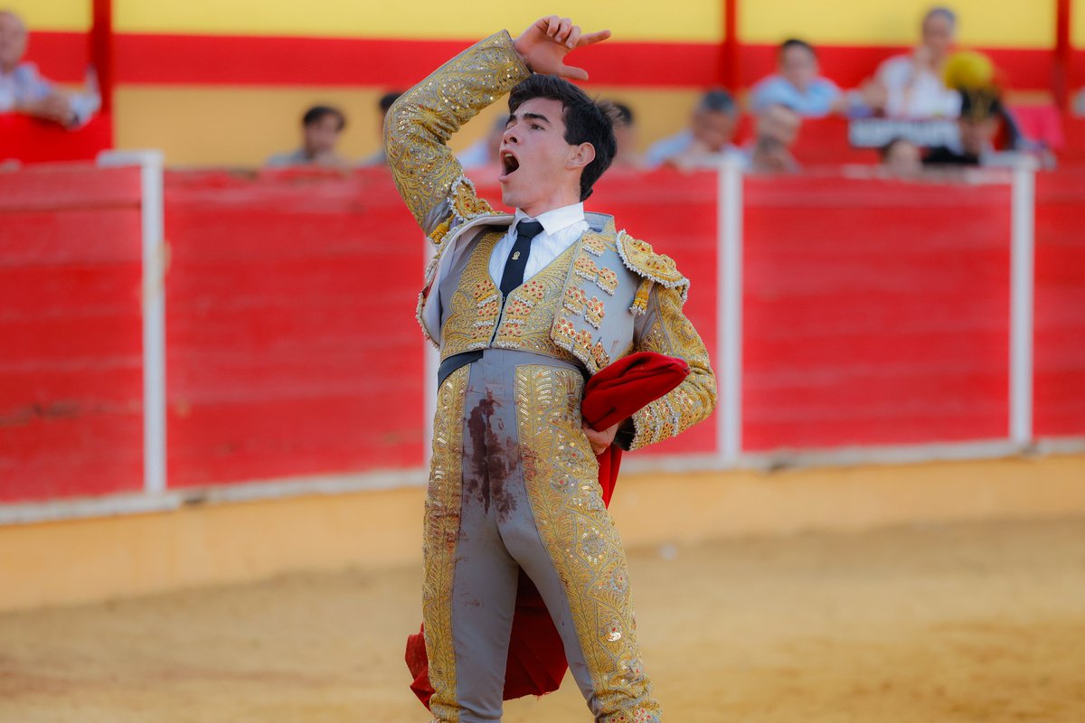 Lolo Gómez tweet media