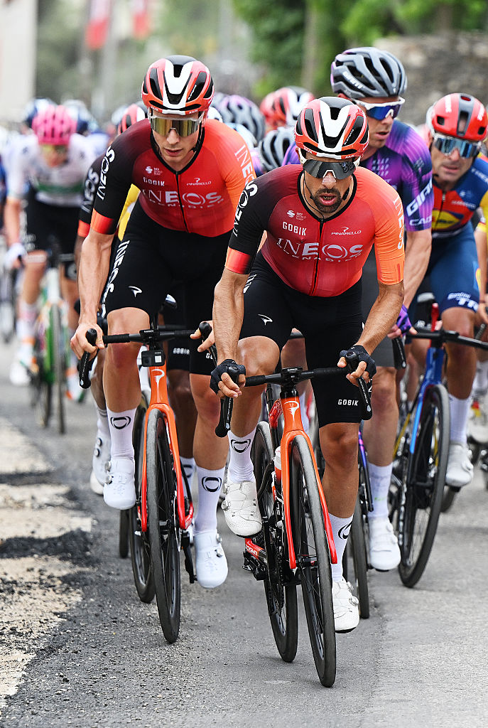 Jonathan Castroviejo (@jcastroviejo) on Twitter photo Team work <a href="/INEOSGrenadiers/">INEOS Grenadiers</a> 💪 With <a href="/kimheiduk/">Kim Heiduk</a> at <a href="/giroditalia/">Giro d'Italia</a>
📸 <a href="/GettyImages/">Getty Images</a>
#GirodItalia Team work <a href="/INEOSGrenadiers/">INEOS Grenadiers</a> 💪 With <a href="/kimheiduk/">Kim Heiduk</a> at <a href="/giroditalia/">Giro d'Italia</a>
📸 <a href="/GettyImages/">Getty Images</a>
#GirodItalia