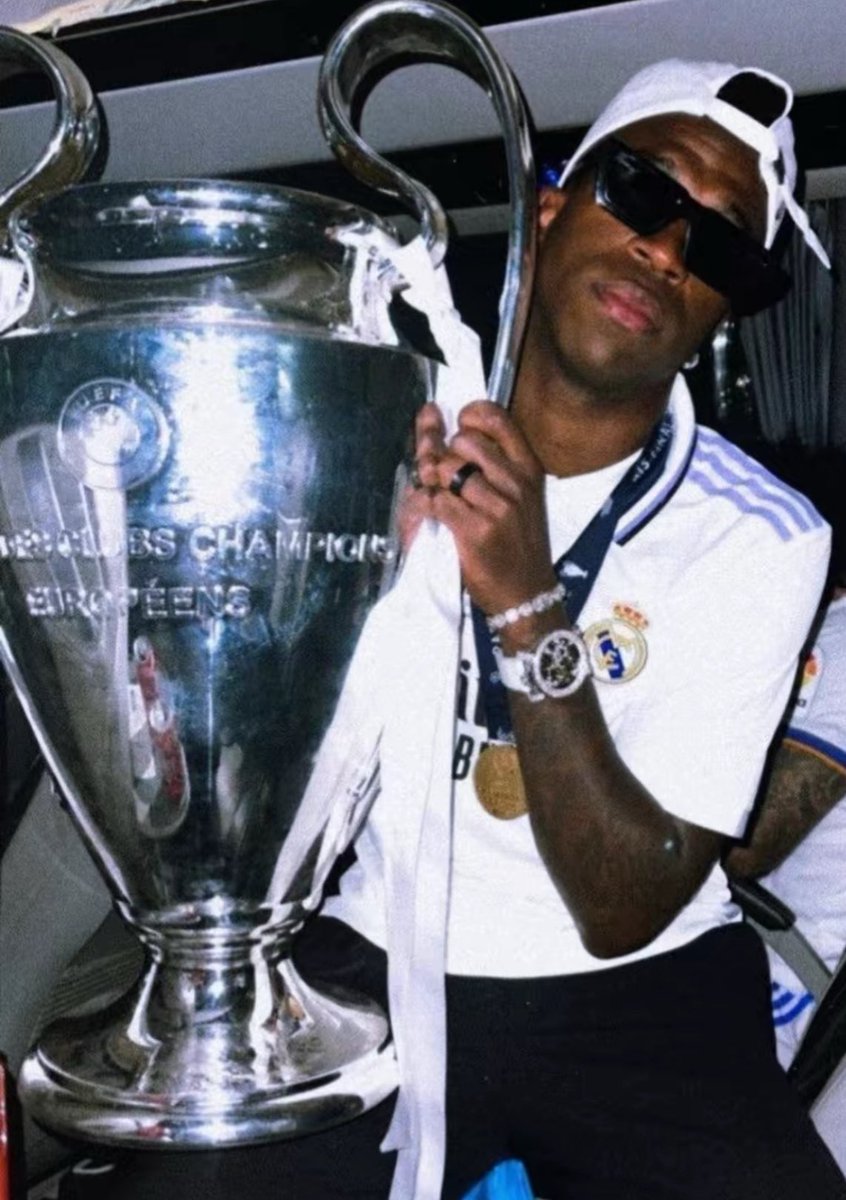 bashcortes's tweet photo. @frimp1703 @theMadridZone https://t.co/L1AnAPwoBc