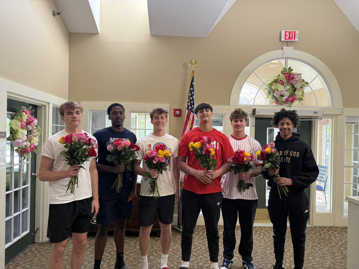 Maximus Jansenvanvuren (@mjansenvanvuren) on Twitter photo Another year handing out roses for Mother’s Day at Baldwin House Senior Living 🌹<a href="/bh_oakland/">Baldwin House Senior Living Oakland</a>
<a href="/TrajanASeay/">Tra’Jan Seay</a> <a href="/GenoSeets/">Geno Seets</a> <a href="/HaydenFlavin/">Hayden Flavin</a> <a href="/cole_charter3/">Cole Charter</a> <a href="/ToryRobinson_/">Tory Robinson</a> <a href="/damaristephens5/">Damari Stephens</a> Another year handing out roses for Mother’s Day at Baldwin House Senior Living 🌹<a href="/bh_oakland/">Baldwin House Senior Living Oakland</a>
<a href="/TrajanASeay/">Tra’Jan Seay</a> <a href="/GenoSeets/">Geno Seets</a> <a href="/HaydenFlavin/">Hayden Flavin</a> <a href="/cole_charter3/">Cole Charter</a> <a href="/ToryRobinson_/">Tory Robinson</a> <a href="/damaristephens5/">Damari Stephens</a>