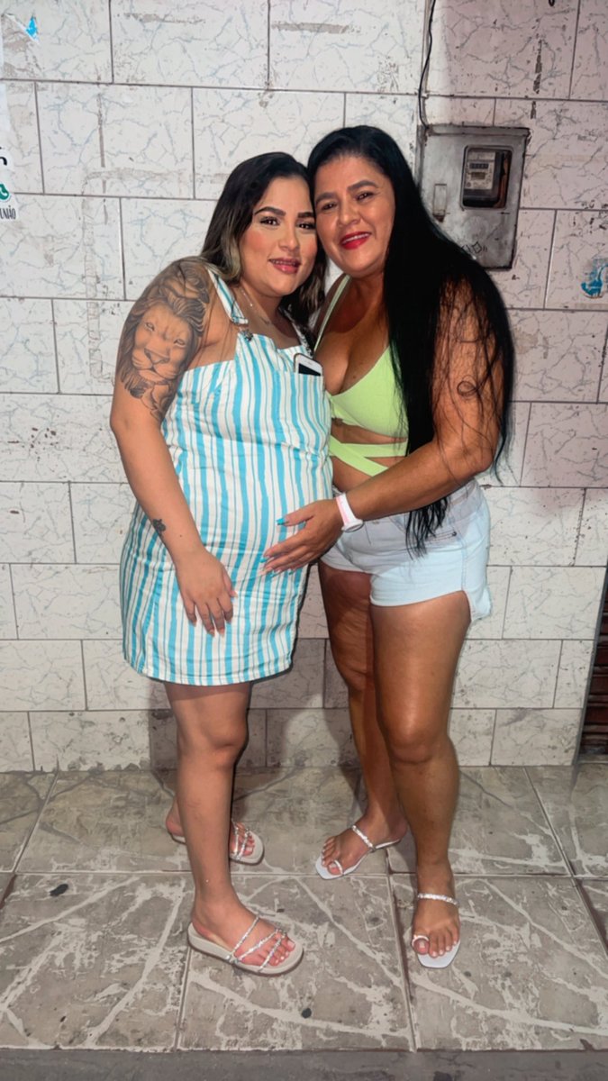 Feliz dia das mães para mim obrigado por vcs existir na minha vida amor vcs 🥰😘😍❤️