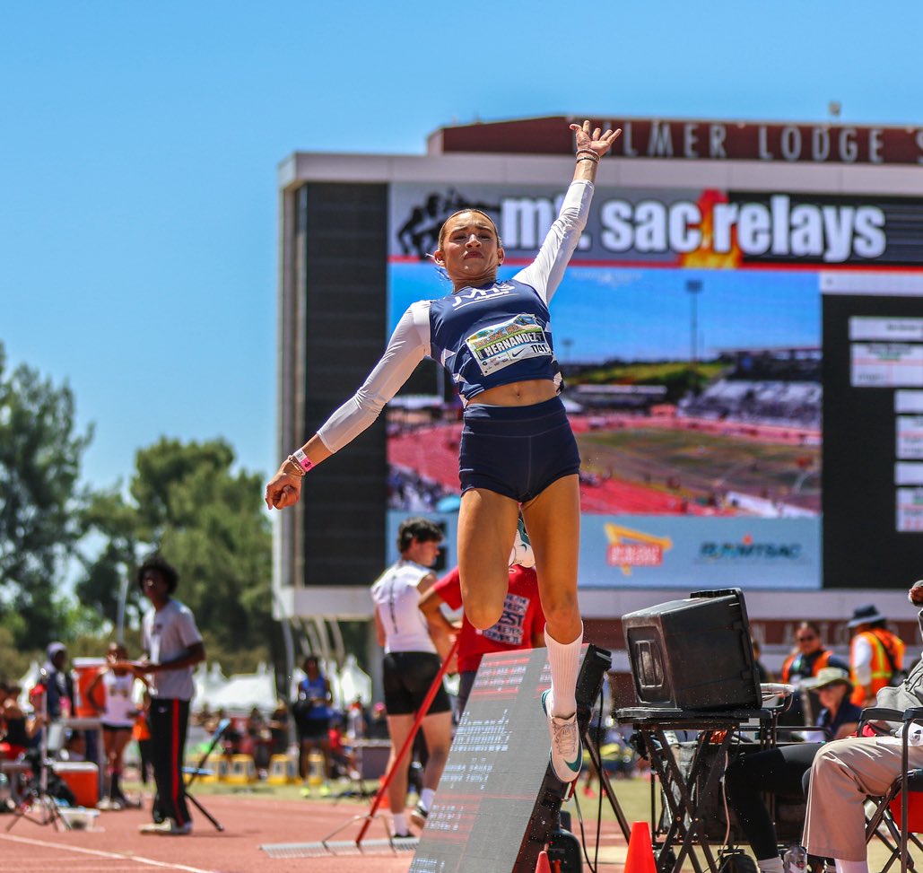 Beth Bourne tweet media