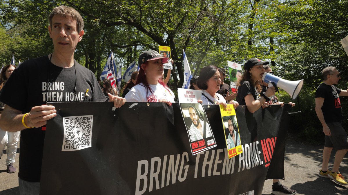 Now in Central Park: Hundreds choose to spend Mother's Day calling for the release of 59 hostages held in Gaza.

Hamas Captivity Survivor Ilana Gritzewsky:
"This is not just about Israel, this is about humanity, about human rights, about the world. I ask all world leaders: