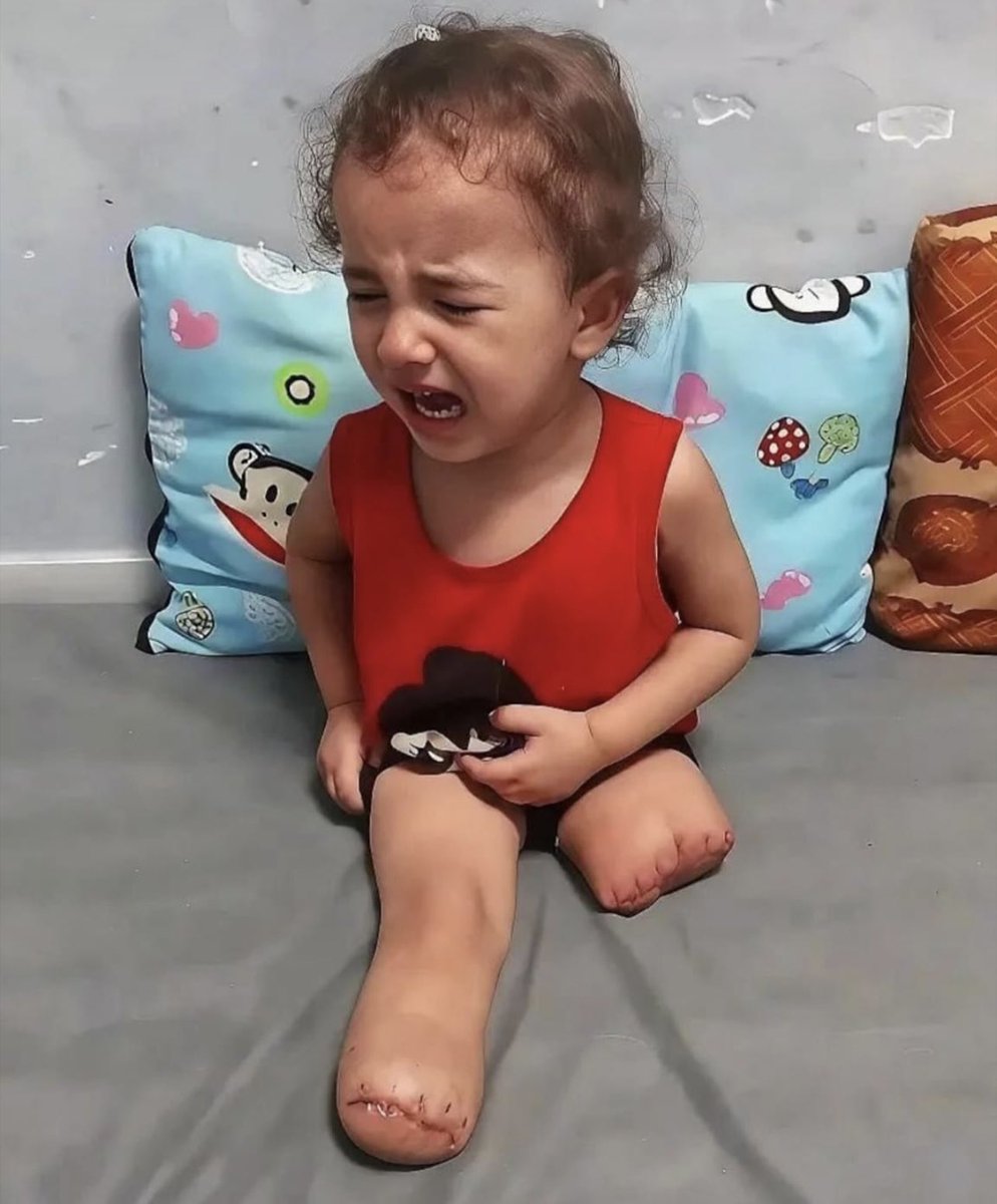 No words. 
If you see this pic, reply with 🇵🇸 spread it.