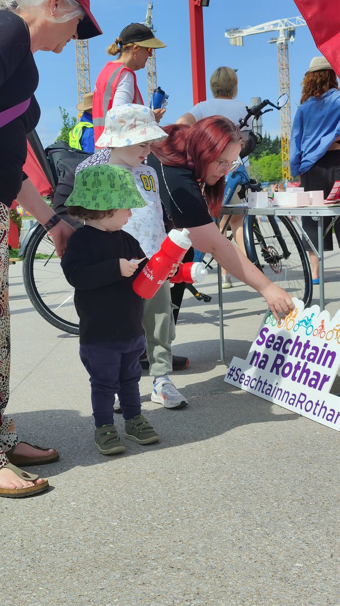 Cork Cycling Campaign (@corkcyclingcrew) on Twitter photo A great turnout today with over 10 cargo bikes to try and a lot enthousiastic people riding them. 🌟
Thanks for coming:
<a href="/cityviewwheels/">City View Wheels - Electric Bike Specialists</a> <a href="/Greenaer/">Greenaer - Home of the changemakers</a> <a href="/KumaBikes/">KumaBikes</a> <a href="/corkcitycouncil/">Cork City Council</a>
<a href="/GardaTraffic/">An Garda Síochána</a> A great turnout today with over 10 cargo bikes to try and a lot enthousiastic people riding them. 🌟
Thanks for coming:
<a href="/cityviewwheels/">City View Wheels - Electric Bike Specialists</a> <a href="/Greenaer/">Greenaer - Home of the changemakers</a> <a href="/KumaBikes/">KumaBikes</a> <a href="/corkcitycouncil/">Cork City Council</a>
<a href="/GardaTraffic/">An Garda Síochána</a>