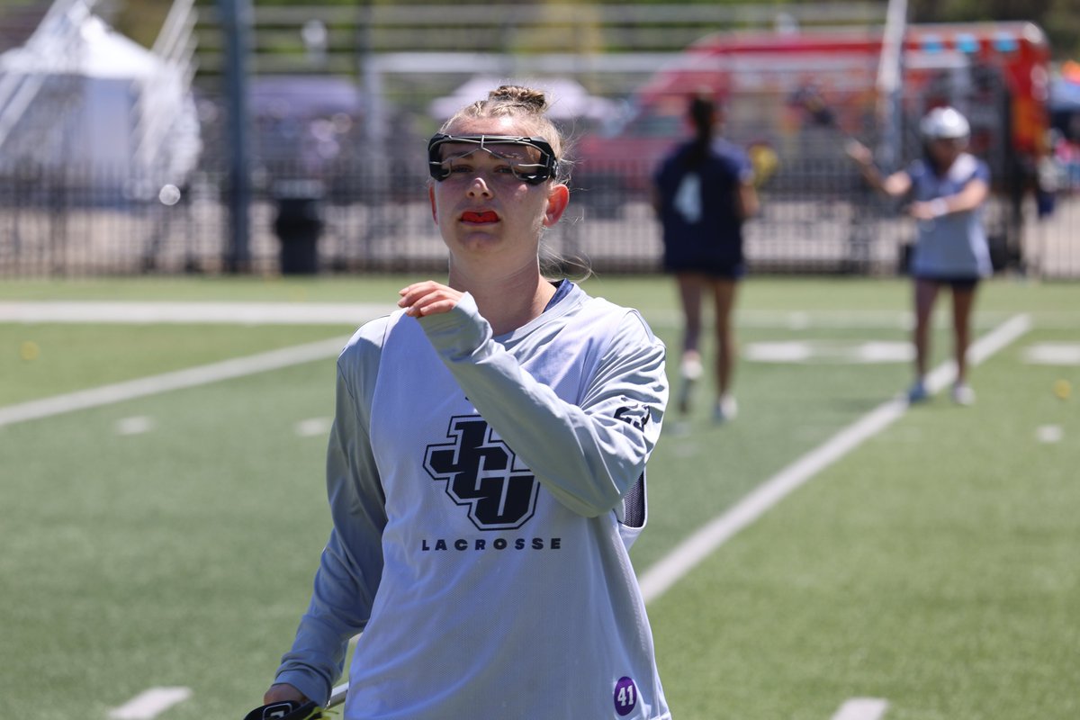 jcusports's tweet image. WLAX: WE'RE BACK‼️

NCAA Second Round Tournament action is set to begin against St. John Fisher University!⚡️⚡️

Tune in below at 1:00 PM:
📺: ncaa.com/liveschedule/2…
📊: sjfathletics.com/sidearmstats/w…

#StreakUp | #NCAAs