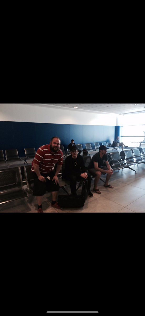 Jag o Sidney Crosby för 10 år sedan. Han ville ha en idol bild , klart man ställer upp