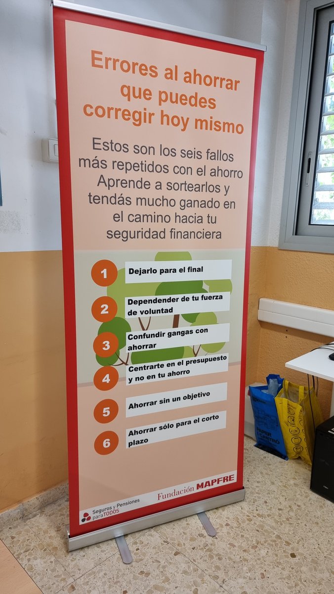 El 7 i 8 de maig l'alumnat de CF va fer un scape room financiat per Fundación Mapfre i realitzat per "ciencia divertida", Finexit. Van tractar nocions econòmiques i financeres  a través d'una trepidant experiència dirigida i dinamitzada per educadors de l'organització.