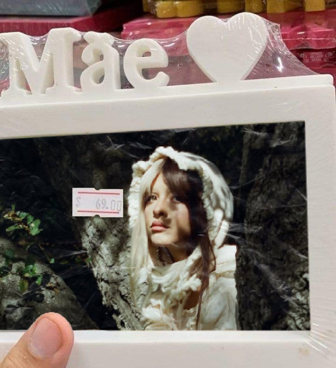 Update Melanie Brasil (@updatemelbr) on Twitter photo 