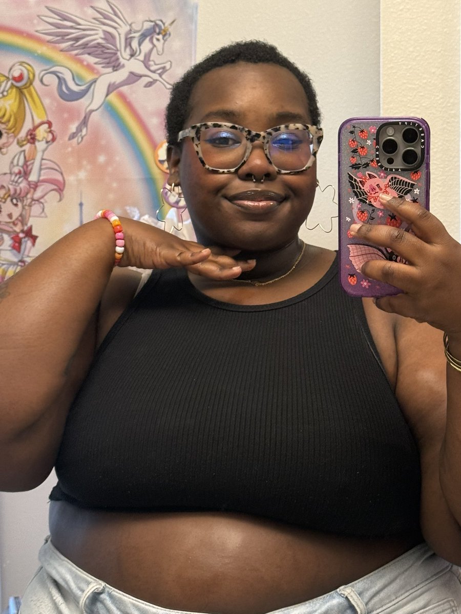 ✨tay thee lesbian✨⁷ tweet media