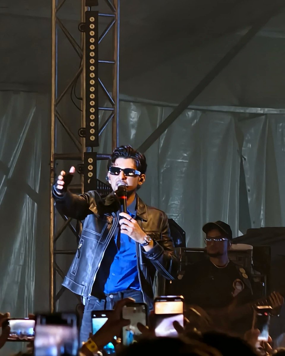 Gabbu in dehradun 💙 <a href="/DarshanRavalDZ/">Darshan Raval 🏠💙</a>