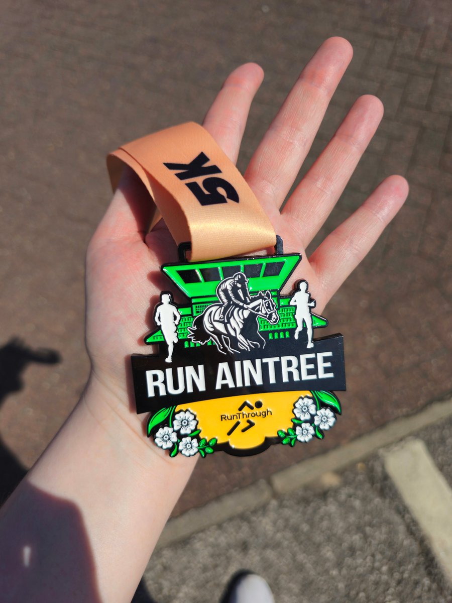 Ran my very first race today!

However this UK heat is not the one 🫠☀️