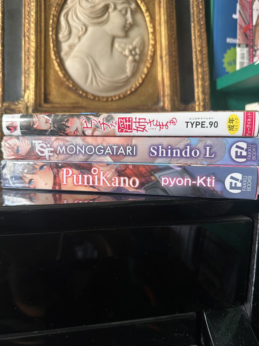 HSugarCookie's tweet photo. The types of books my sister buys vs the types of books I buy 😂 https://t.co/NXmEtdbI4T