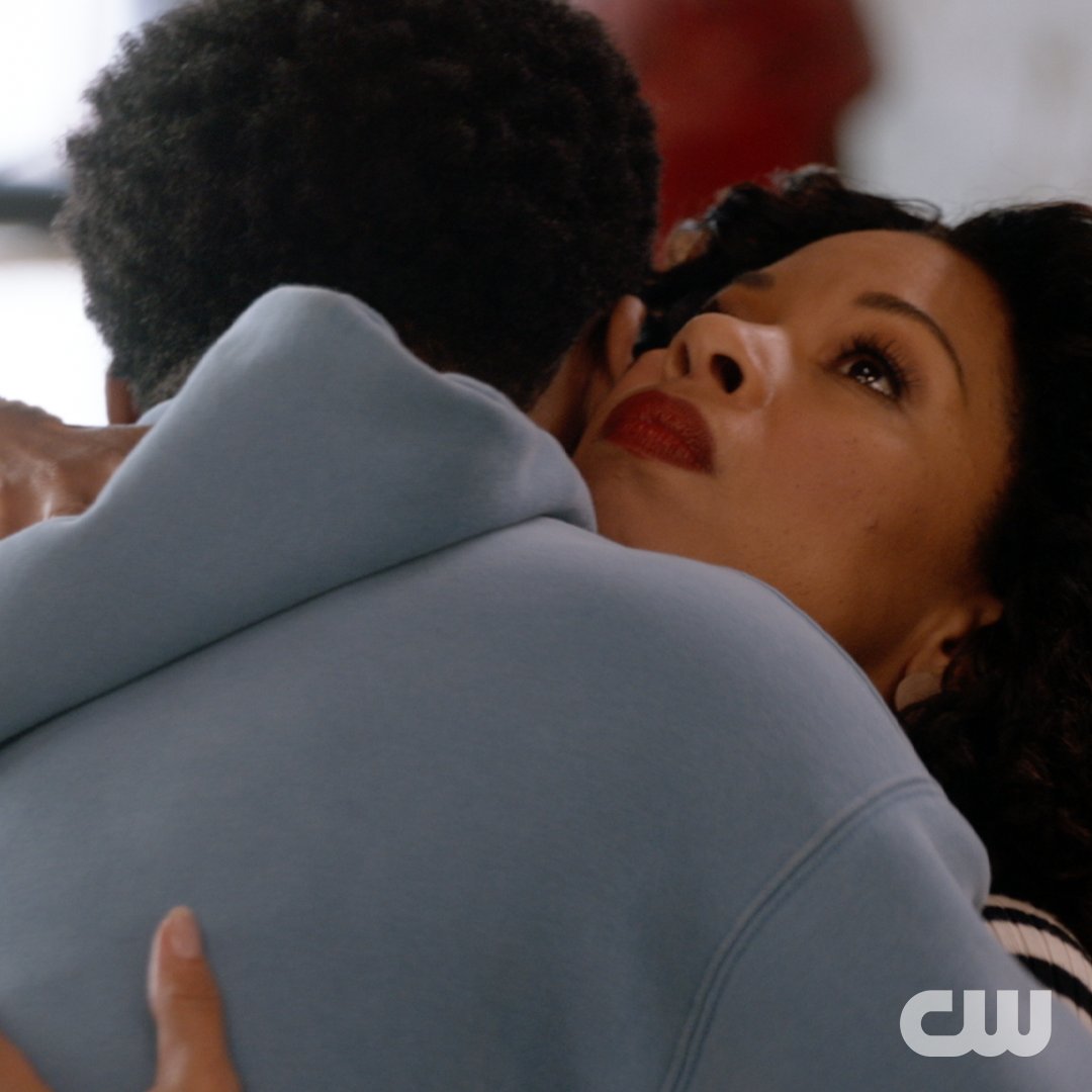 Happy #MothersDay to our literal Day 1s ❤️ #AllAmerican