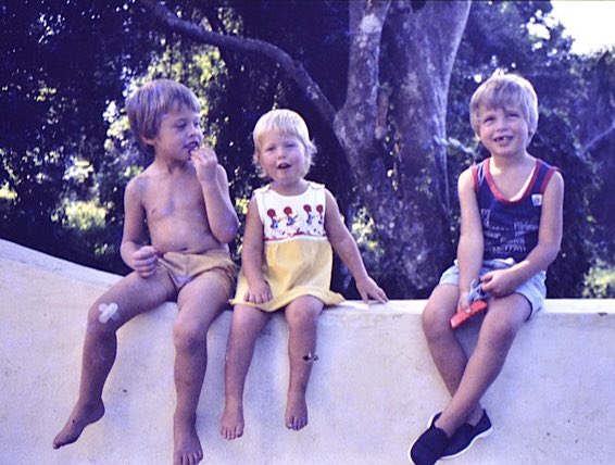 mayemusk's tweet image. Happy Mother’s Day!💐💐💐💖💖💖
I was fortunate to have a wise and wonderful mother, and three very fun children who love to spend time together. They have given me much joy and many grandchildren 🥰🥰
#ItsGreatToBe77
