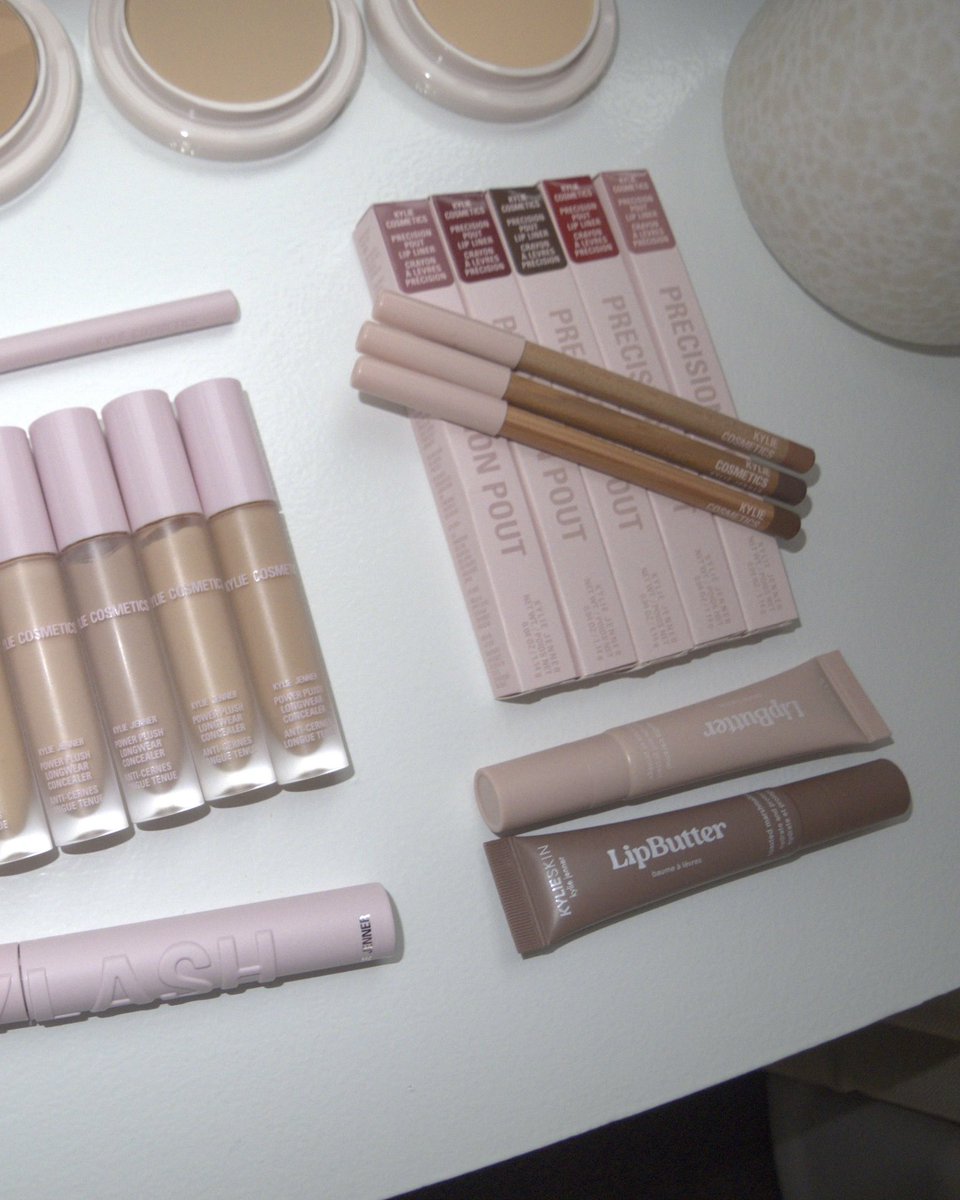 Kylie Skin (@kylieskin) on Twitter photo glam begins with smooth, hydrated lips ππ€ shop our lip butters at kyliecosmetics.com and <a href="/ultabeauty/">Ulta Beauty</a>! glam begins with smooth, hydrated lips ππ€ shop our lip butters at kyliecosmetics.com and <a href="/ultabeauty/">Ulta Beauty</a>!