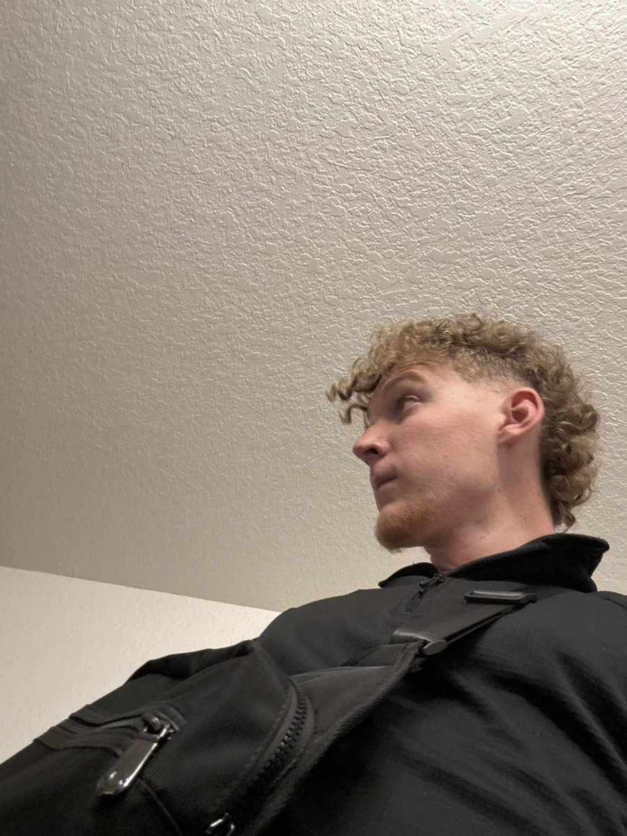 Jacob Carothers (@ttvits_giraffe) on Twitter photo 