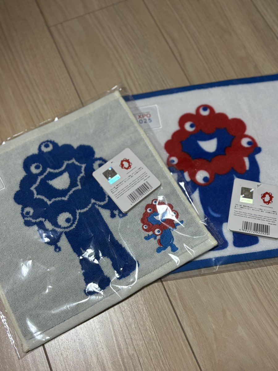 万博お土産
ミャクミャクハンドタオル