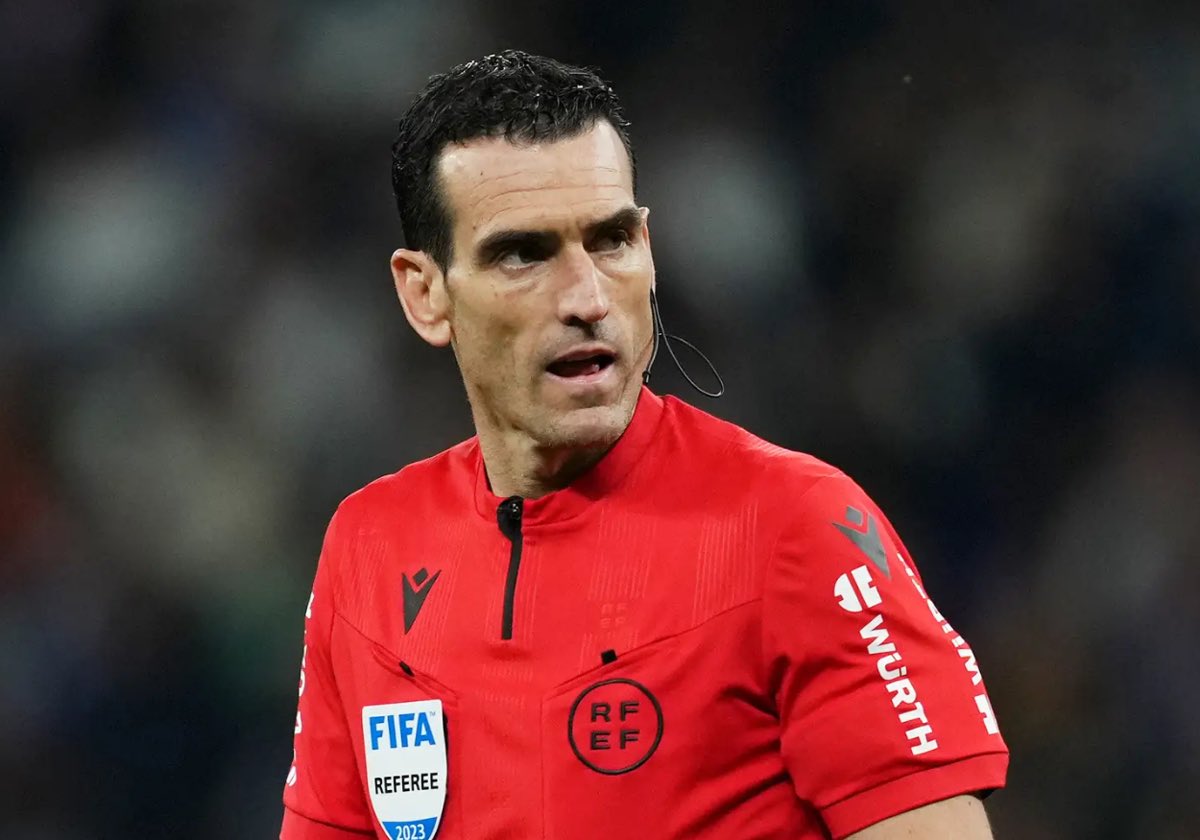 ‼️CONFIRMADO: #ElClasico 

🗣️El “MENOS MAL” es de Martinez Munuera

<a href="/rfef/">RFEF</a> esto no puede quedar así, aquí si que tenemos que hacer algo <a href="/FCBarcelona_es/">FC Barcelona</a>