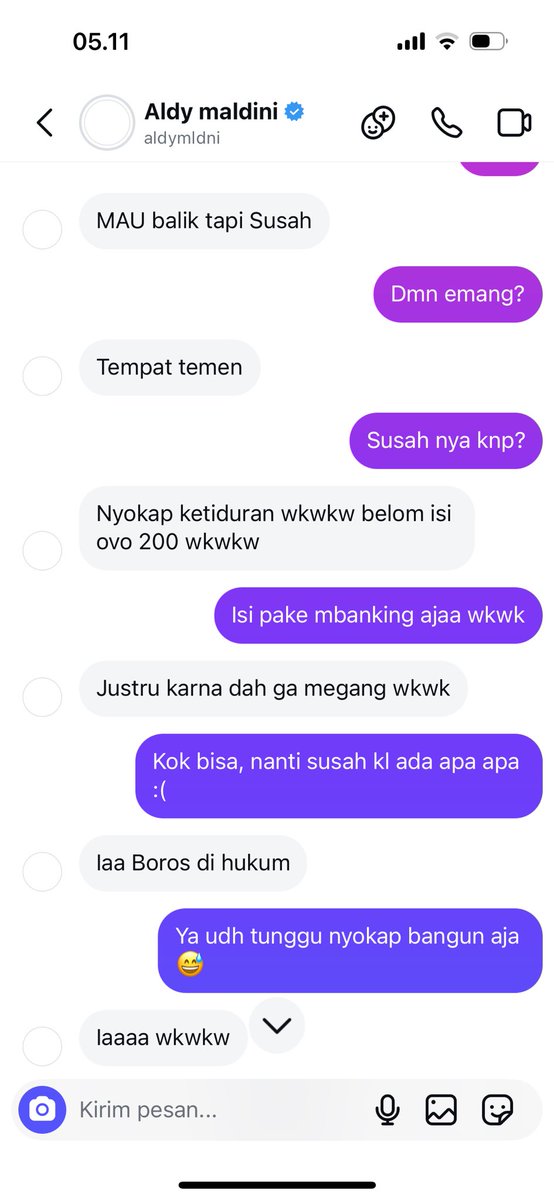 dailyofqueen's tweet photo. @buwungkepin Selalu kode kodee biar di tf kali yaa bang? https://t.co/2iHVXGJrUm