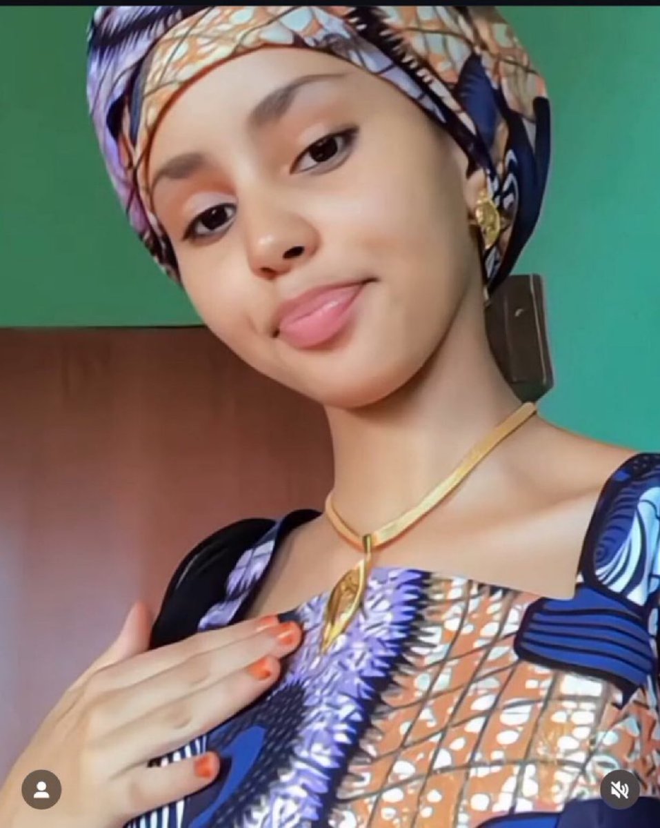I'm looking for a boyfriend but I'm shy 🤭 if I'm your type say hi I dm you