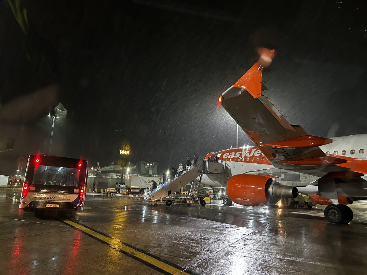 Robreferee's tweet image. Welcome back to the UK happy holiday makers.