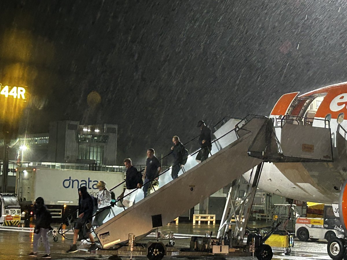 Robreferee's tweet image. Welcome back to the UK happy holiday makers.