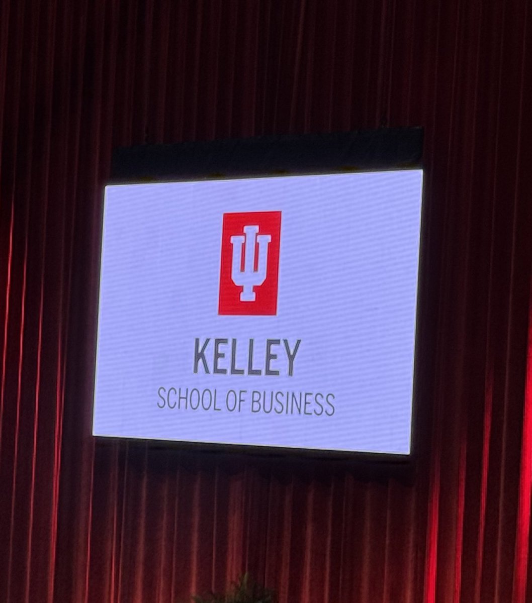 Ron Smith (@ronsmitty15) on Twitter photo So proud of you Riley ❤️<a href="/IndianaUniv/">Indiana University</a> <a href="/KelleySchool/">Indiana University Kelley School of Business</a> #Hoosiers graduate!! So proud of you Riley ❤️<a href="/IndianaUniv/">Indiana University</a> <a href="/KelleySchool/">Indiana University Kelley School of Business</a> #Hoosiers graduate!!