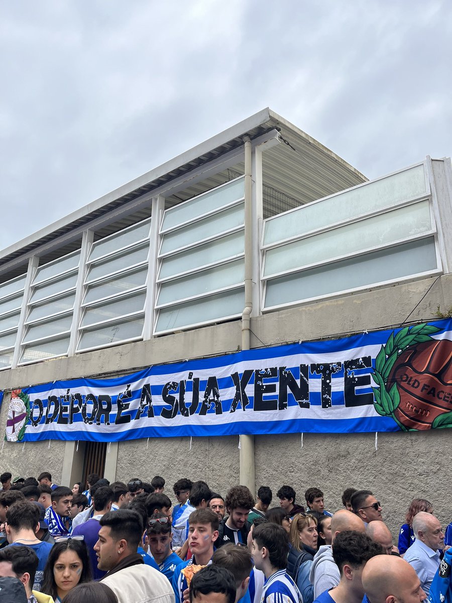 marcoosms_'s tweet photo. un ano dese doce de maio, dun dos mellores días da miña vida
que bonito é ser do depor 💙 https://t.co/ePqXKfq6GG