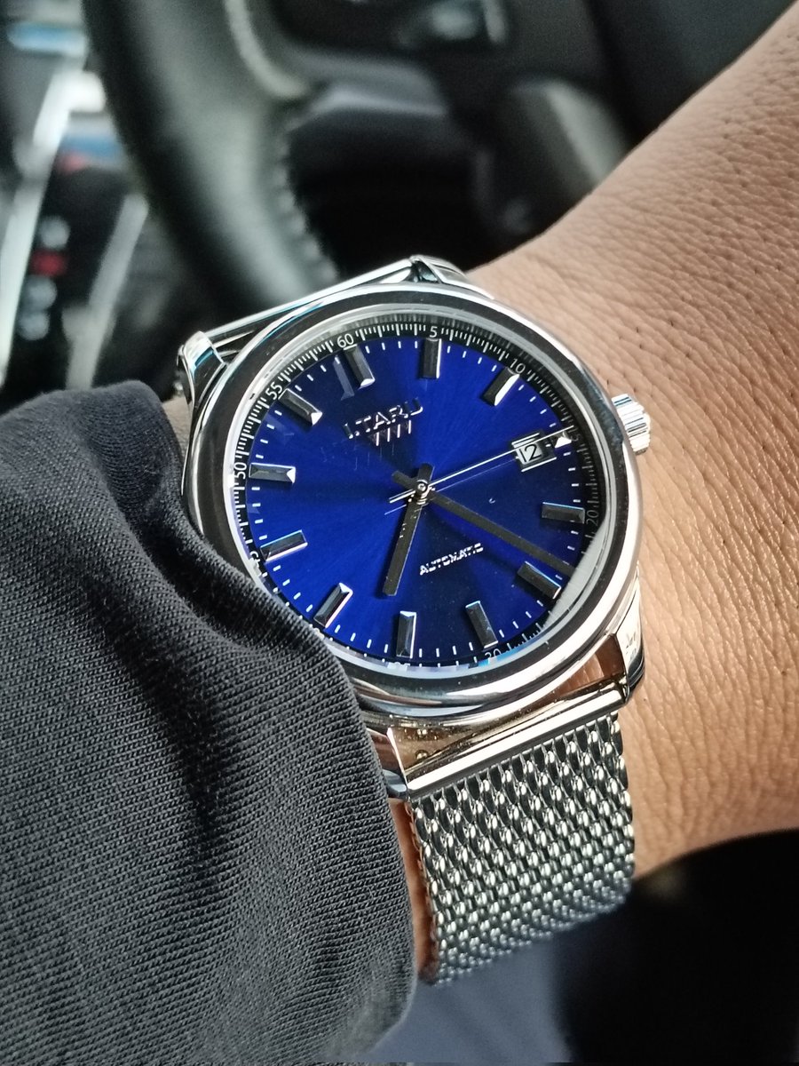 おはようございます❗月曜日嫌すぎる😭それでも行くんだから大人は凄いですね(笑)