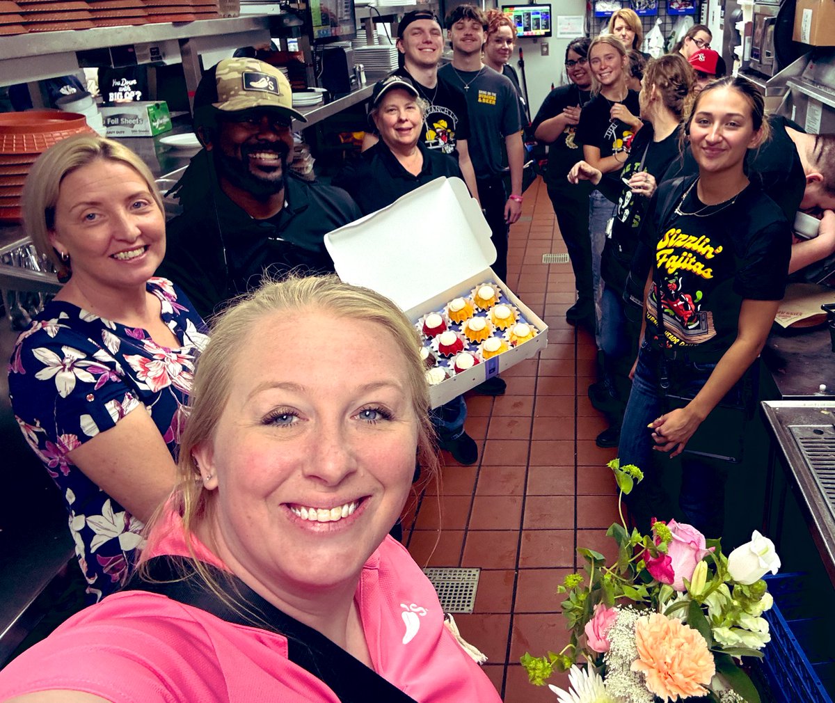 Heather Flores (@heatherf111589) on Twitter photo Happy Mothers Day 2025 from Team Tyler!! #livingourpurpose by making all of the moms feel special on their day!! #chilislove
<a href="/debbie_shonk/">Debbie Shonk</a> <a href="/Dk5Mills/">DeKarlton Mills</a> <a href="/cnr618/">Colleen</a> <a href="/Chilis/">Chili's Grill & Bar</a> <a href="/JBarraza6/">Julie Barraza</a> Happy Mothers Day 2025 from Team Tyler!! #livingourpurpose by making all of the moms feel special on their day!! #chilislove
<a href="/debbie_shonk/">Debbie Shonk</a> <a href="/Dk5Mills/">DeKarlton Mills</a> <a href="/cnr618/">Colleen</a> <a href="/Chilis/">Chili's Grill & Bar</a> <a href="/JBarraza6/">Julie Barraza</a>